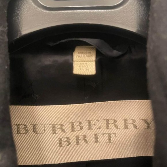 Burberry Double Breasted Black Wool coat size US 2 (UK 4) - Picture 3 of 5